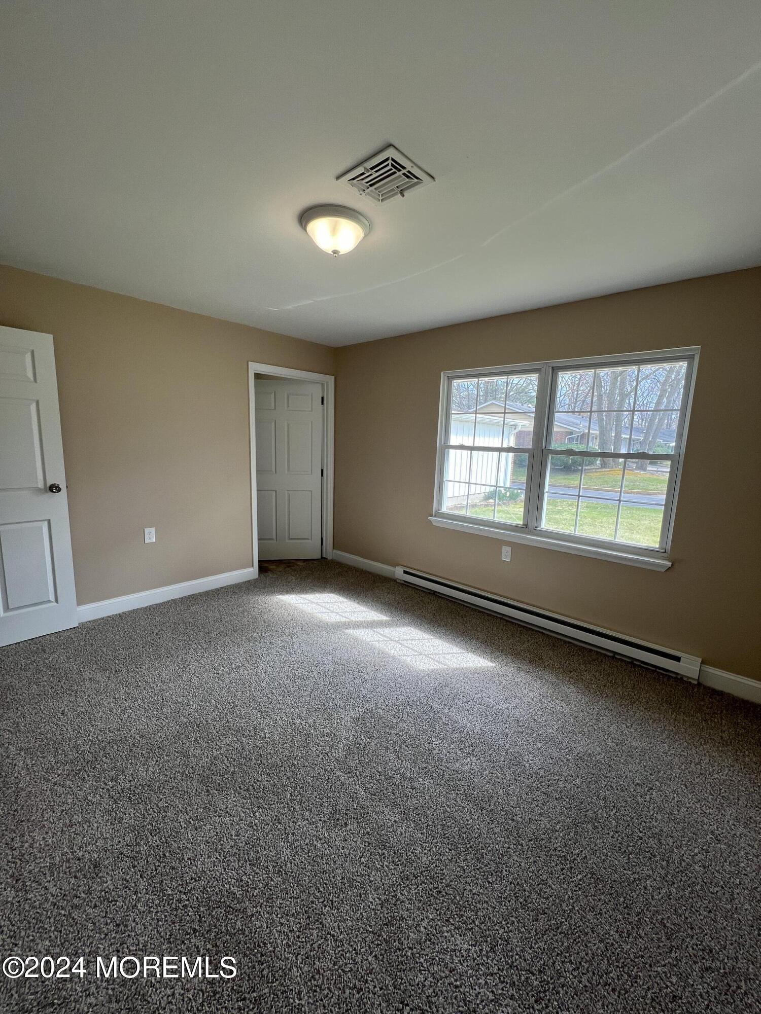 22B Buckingham Drive, B