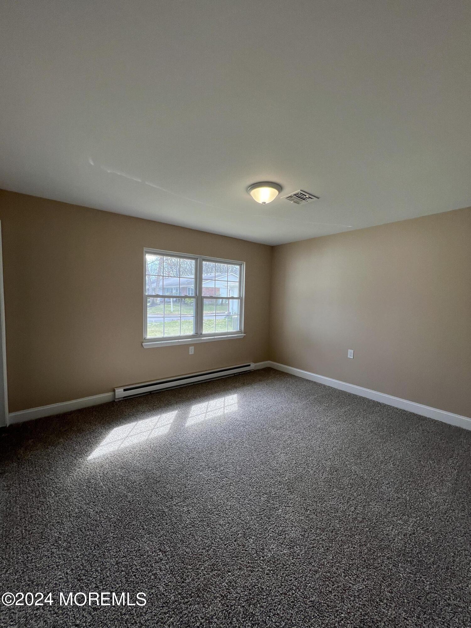 22B Buckingham Drive, B