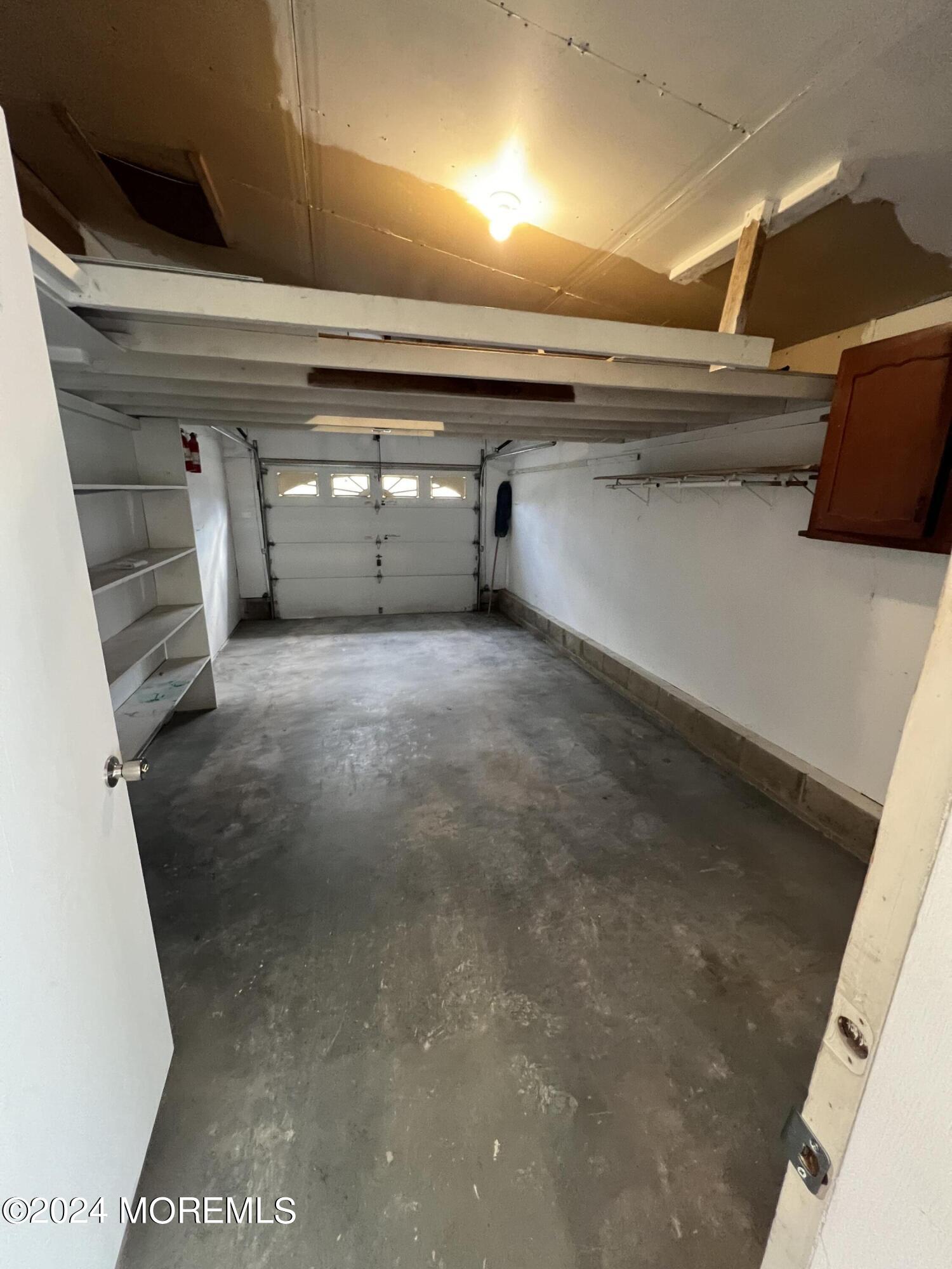 22B Buckingham Drive, B
