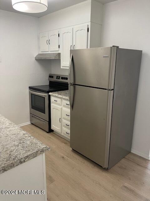 875C Balmoral Court