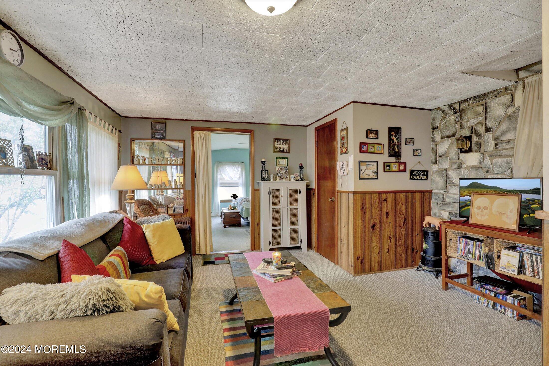 421 Bay Boulevard