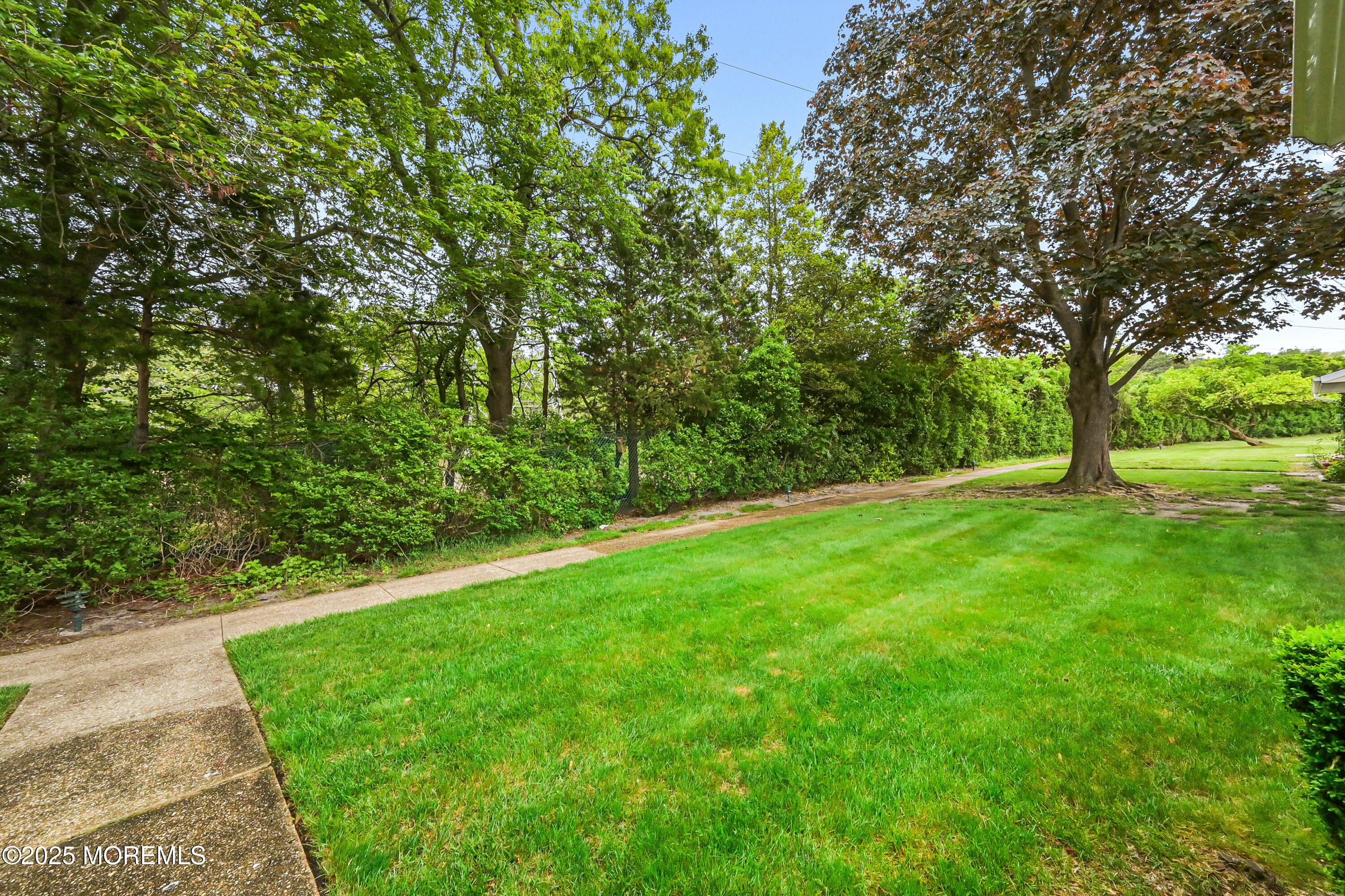 335C Canterbury Court