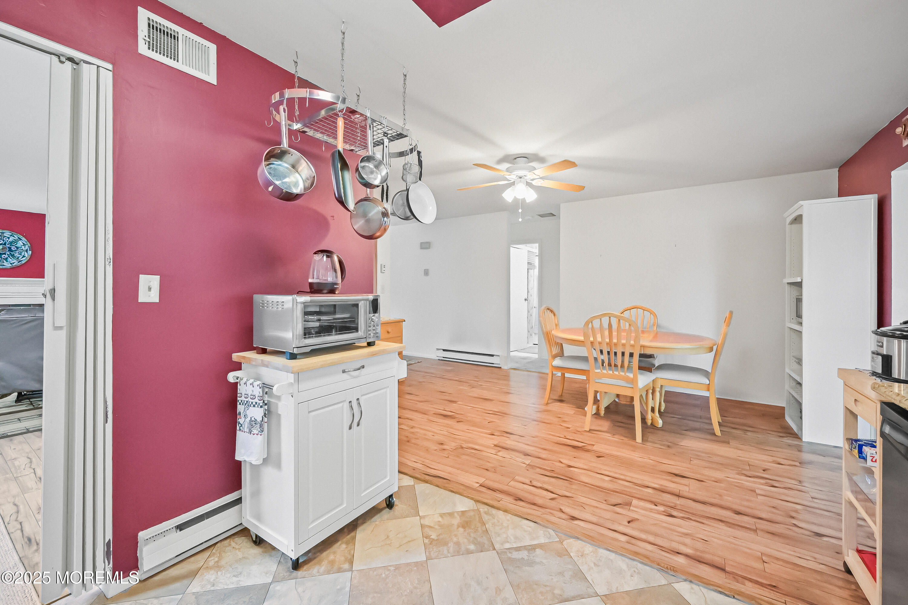 66 Buckingham Drive N