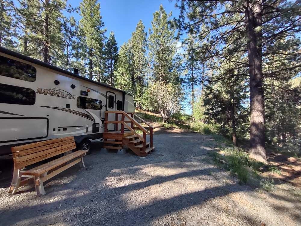1594 Sierra Court