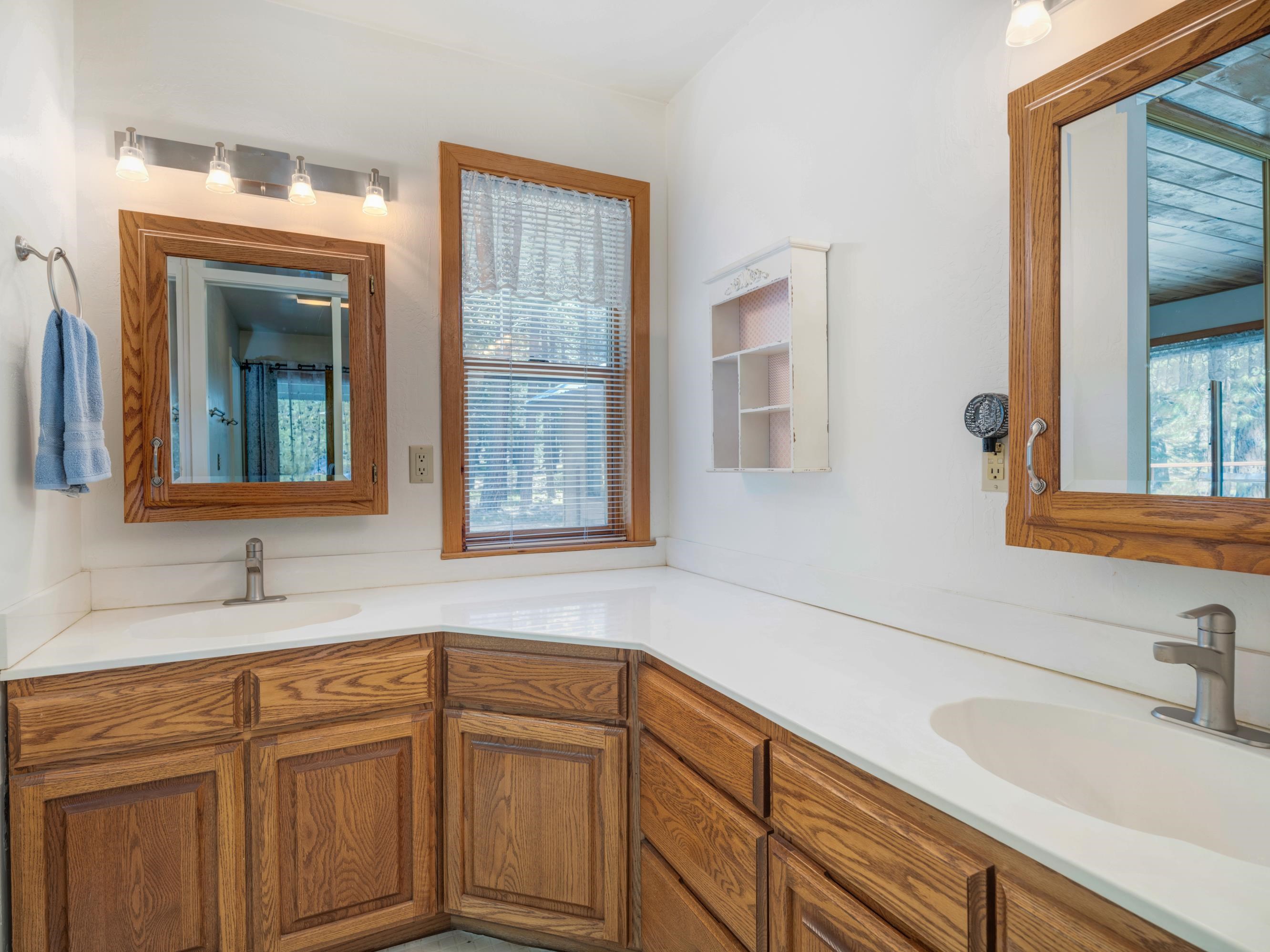 58622 Cedar Lane