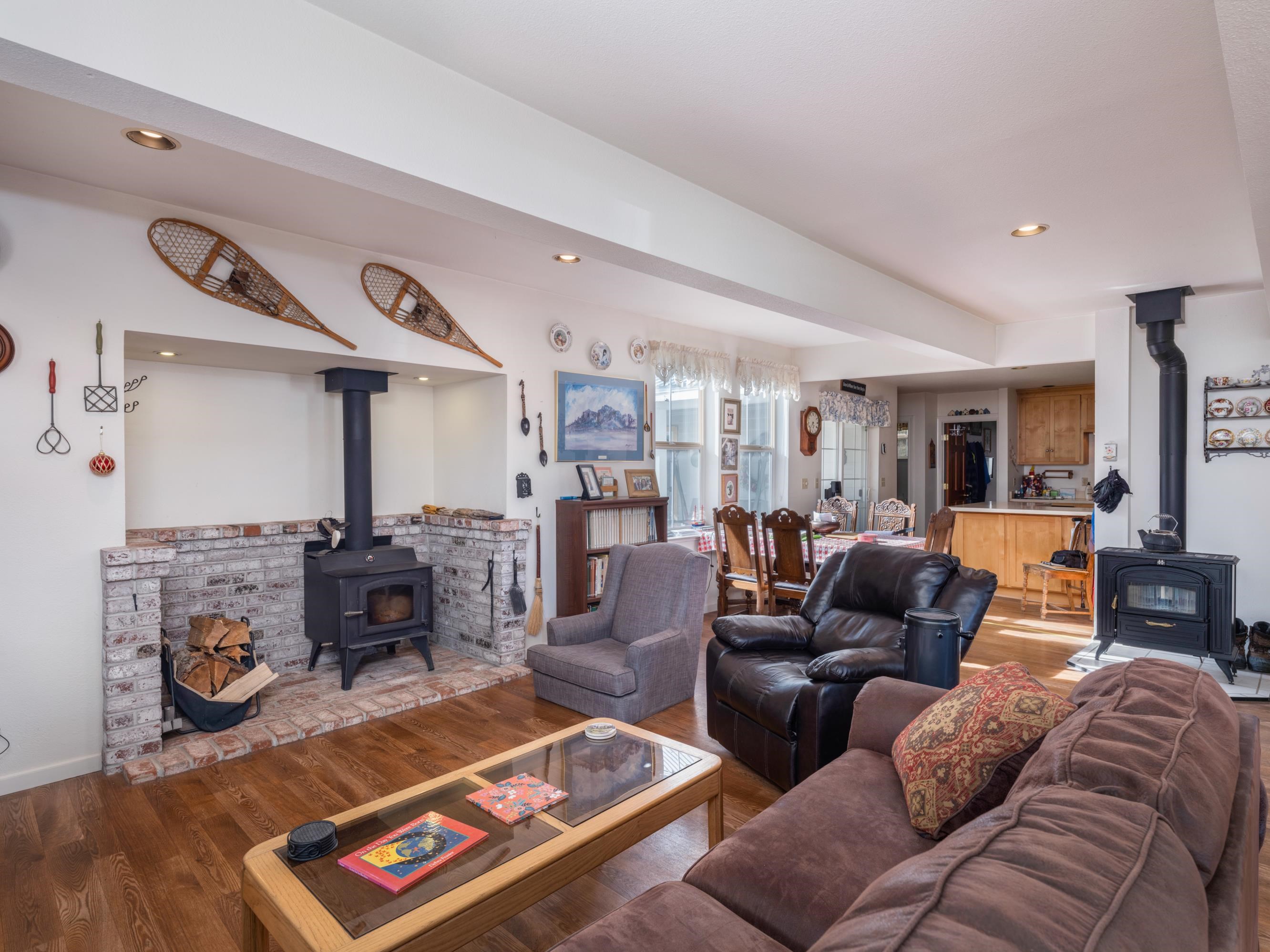 5371 Main Street