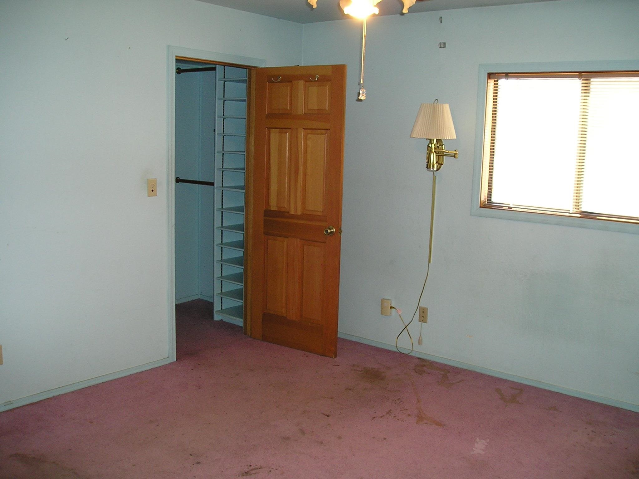 148 E Magnolia Avenue