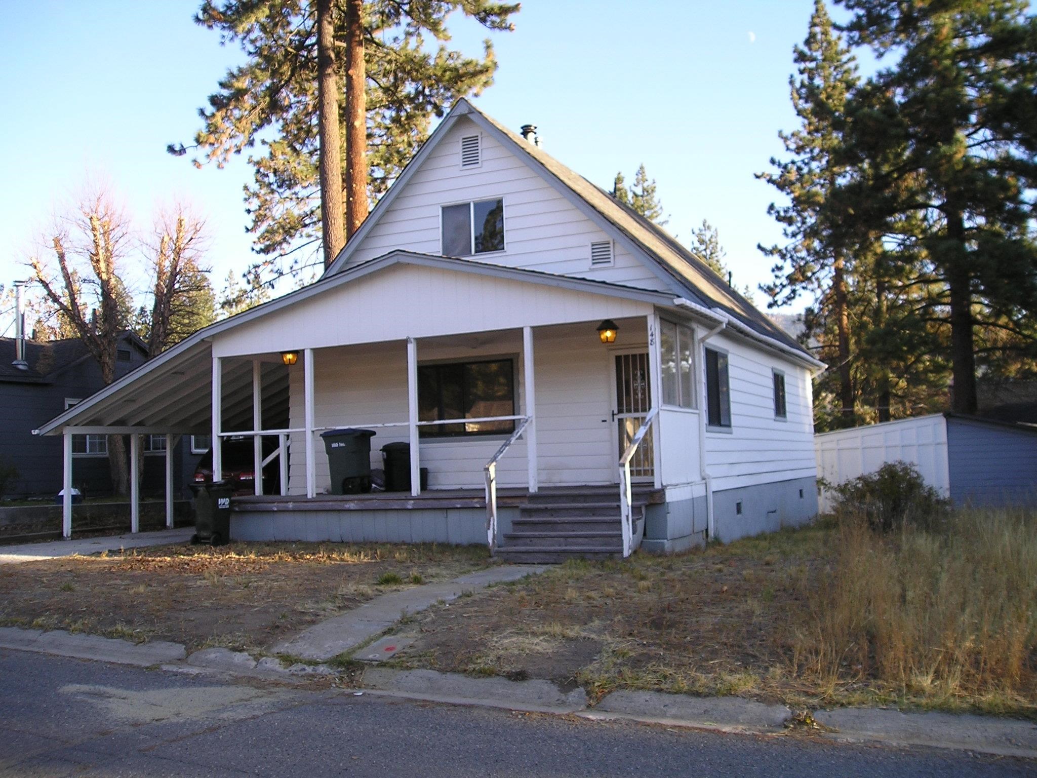 148 E Magnolia Avenue