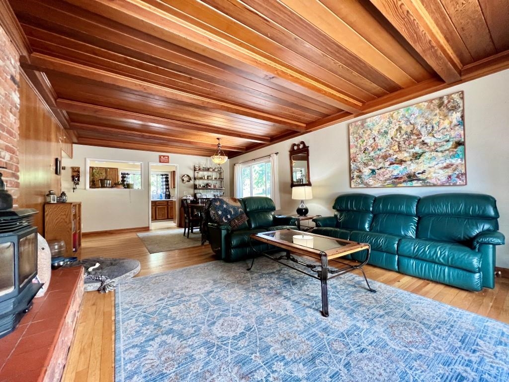 580 N Gulling Street