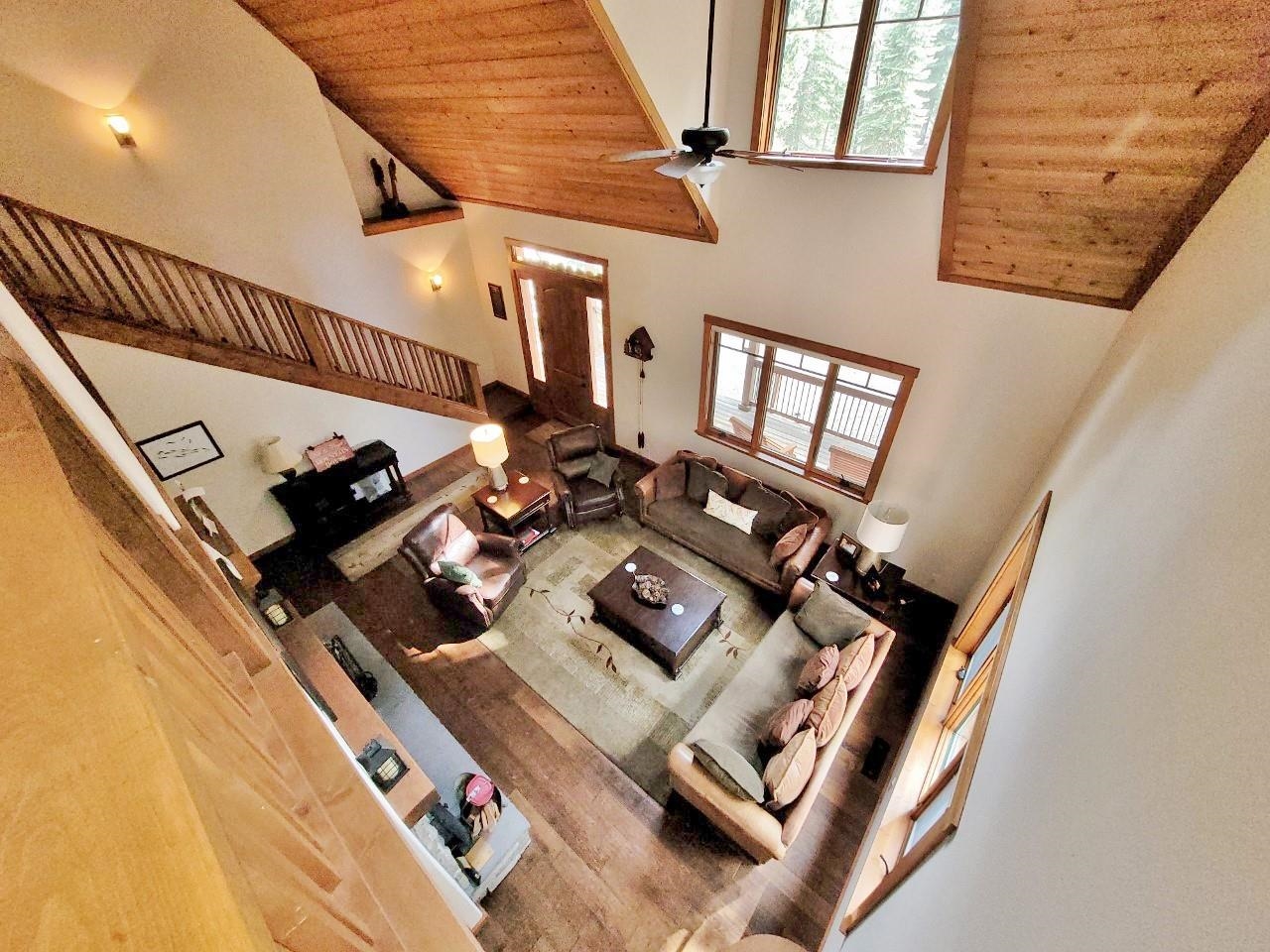 60799 River Ridge Trail