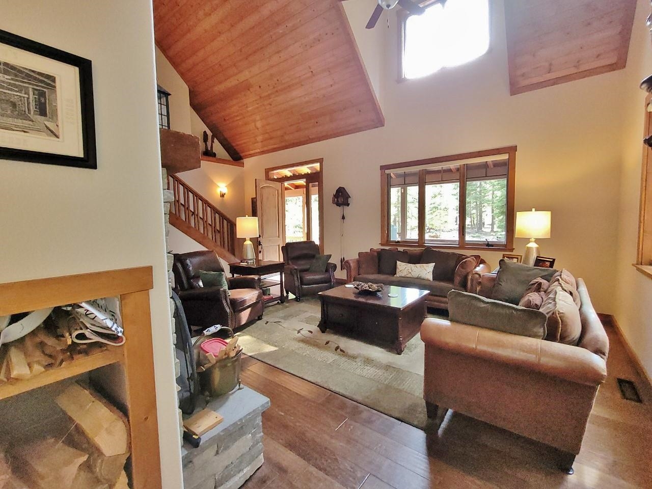 60799 River Ridge Trail