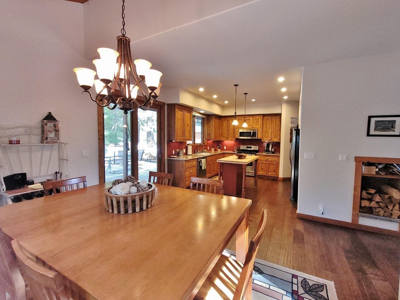 60799 River Ridge Trail