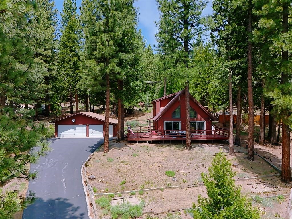 2927 Grizzly Road