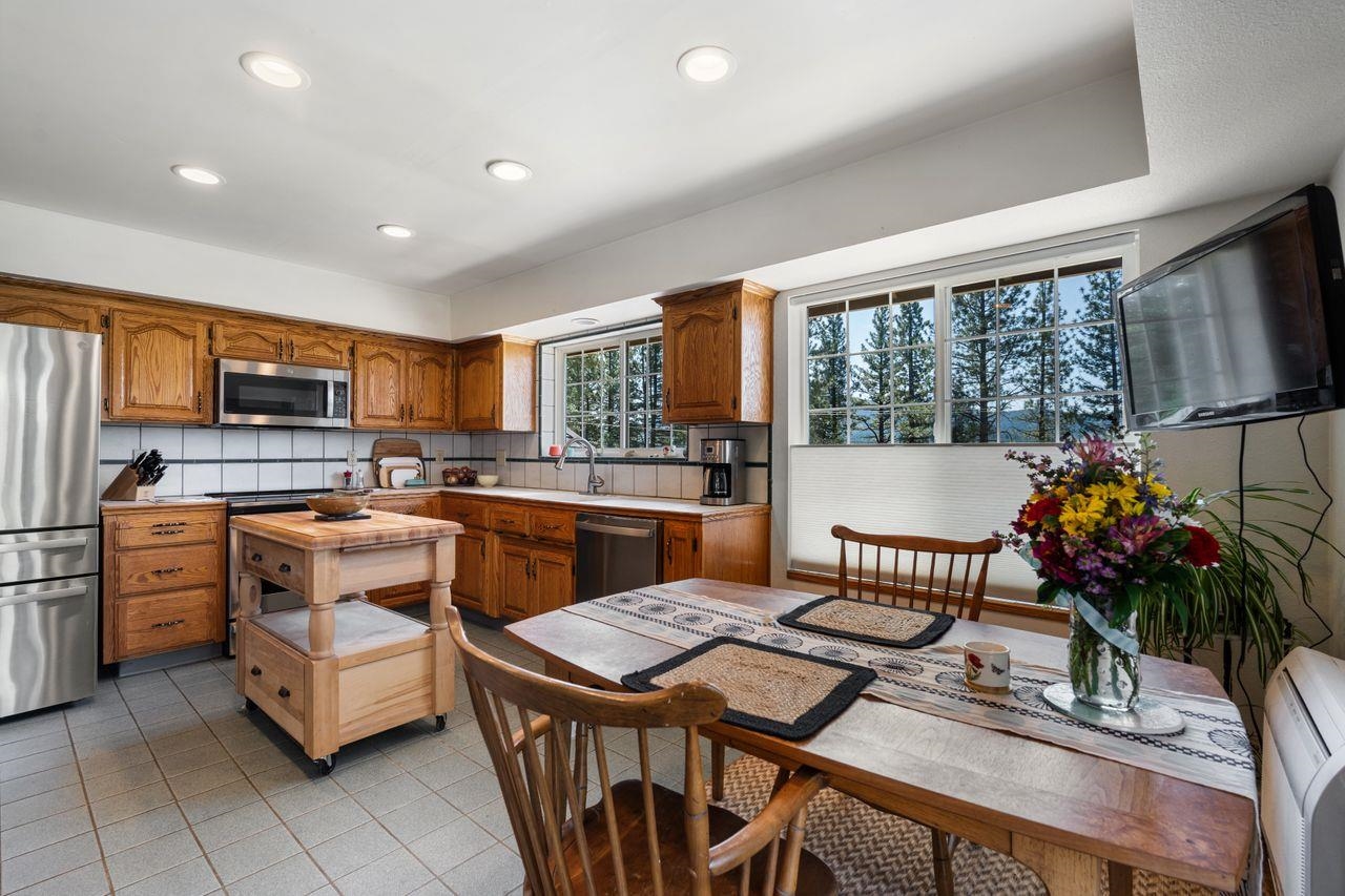 137 Escondido Way