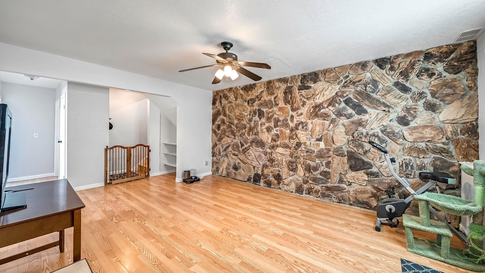 567 Longhorn Drive