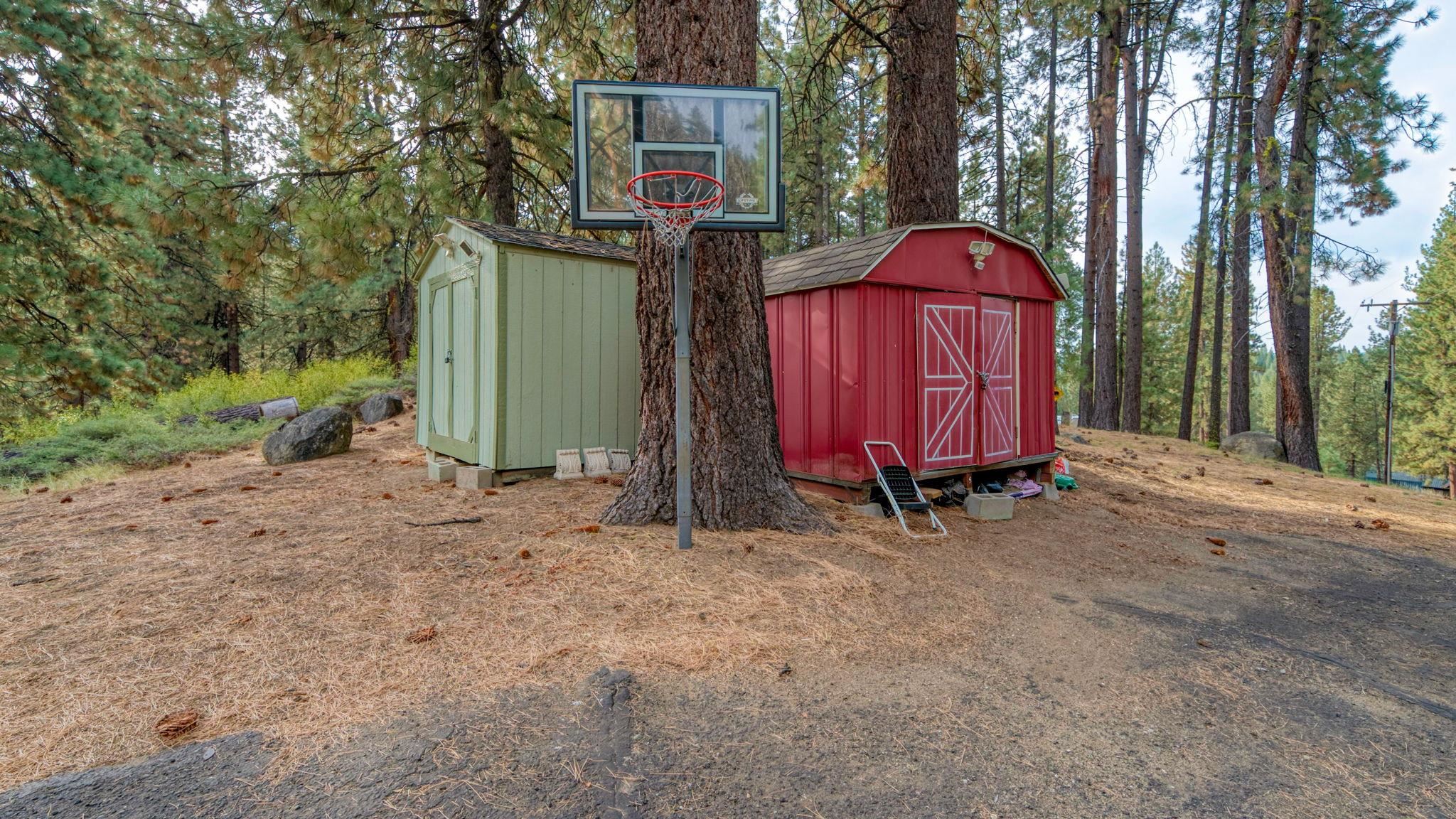 880 Grizzly Road