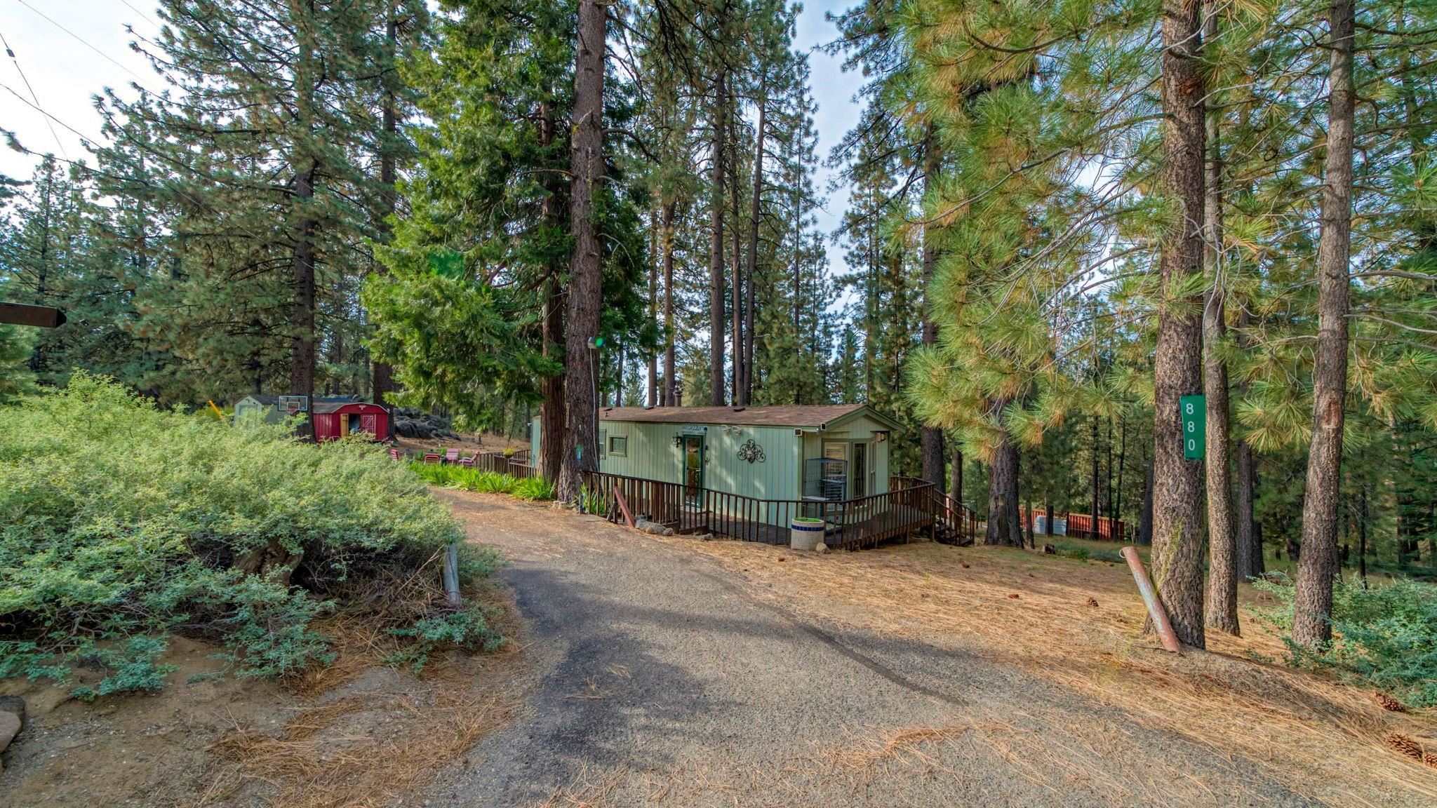 880 Grizzly Road
