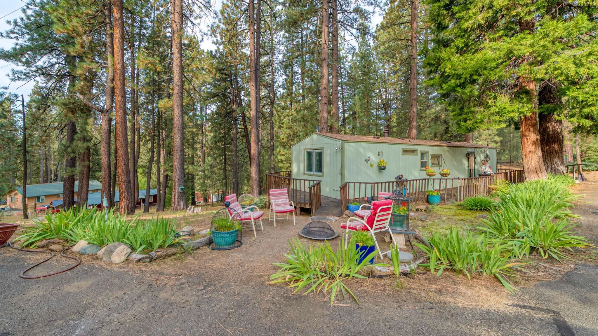 880 Grizzly Road