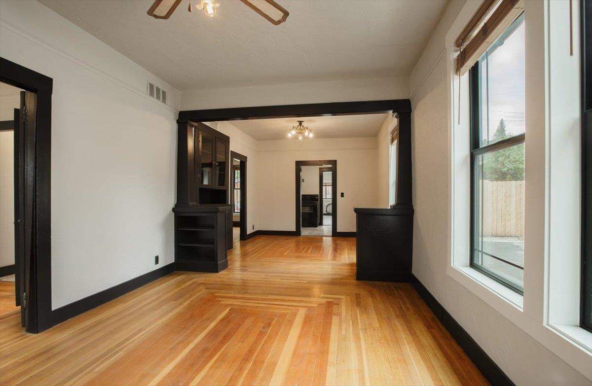 541 Second Avenue