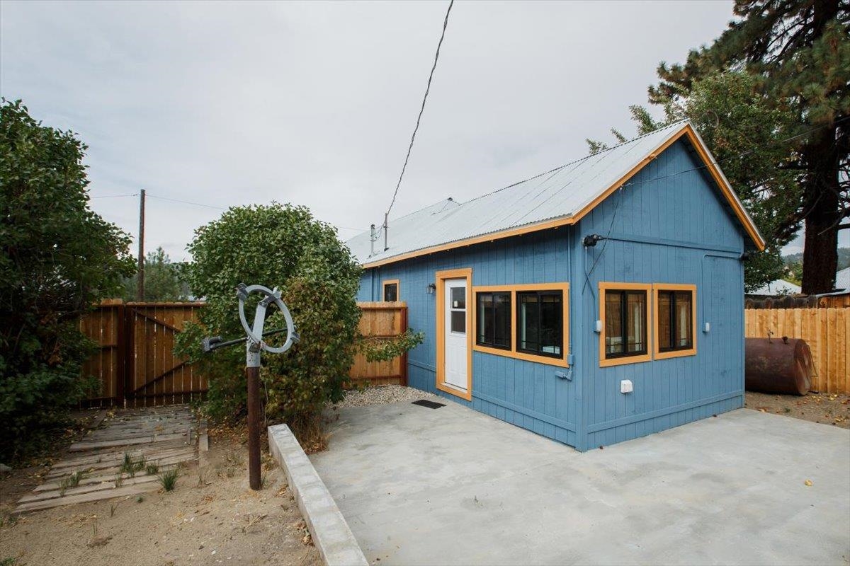 541 Second Avenue