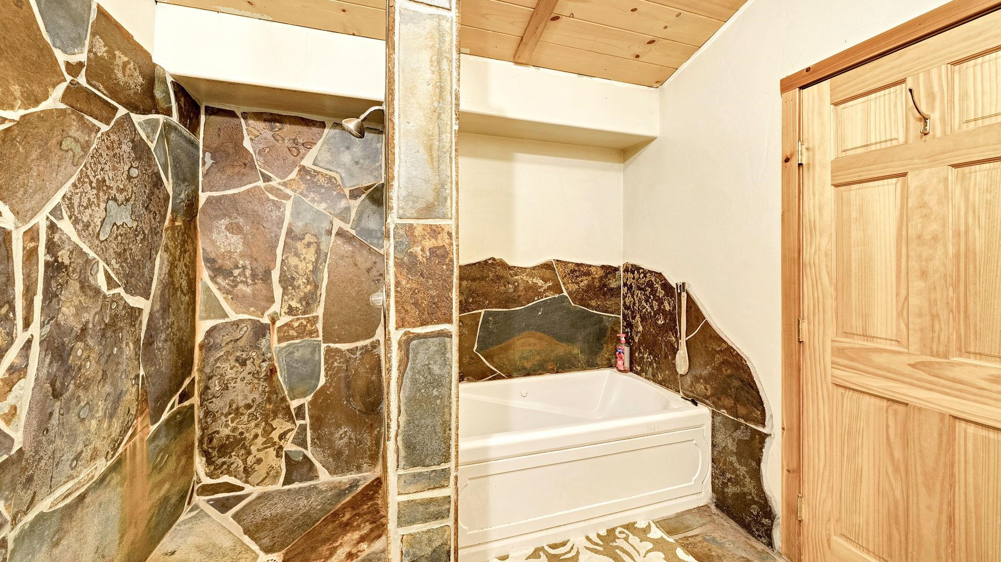 514 Longhorn Drive