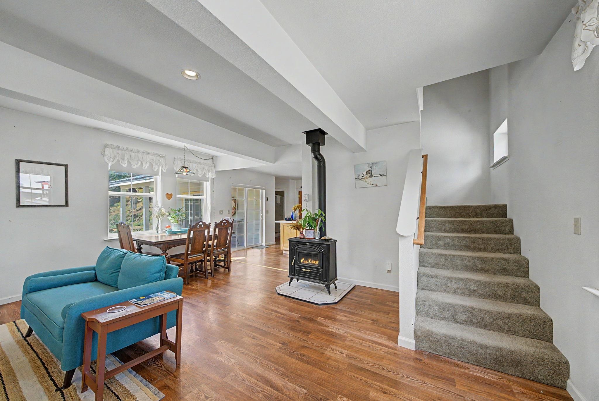 5371 Main Street