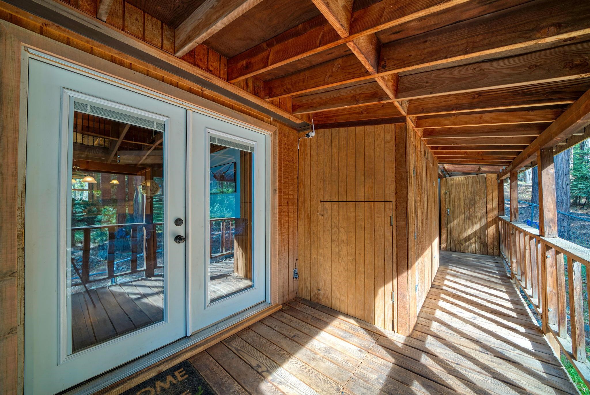 27 Oak Avenue