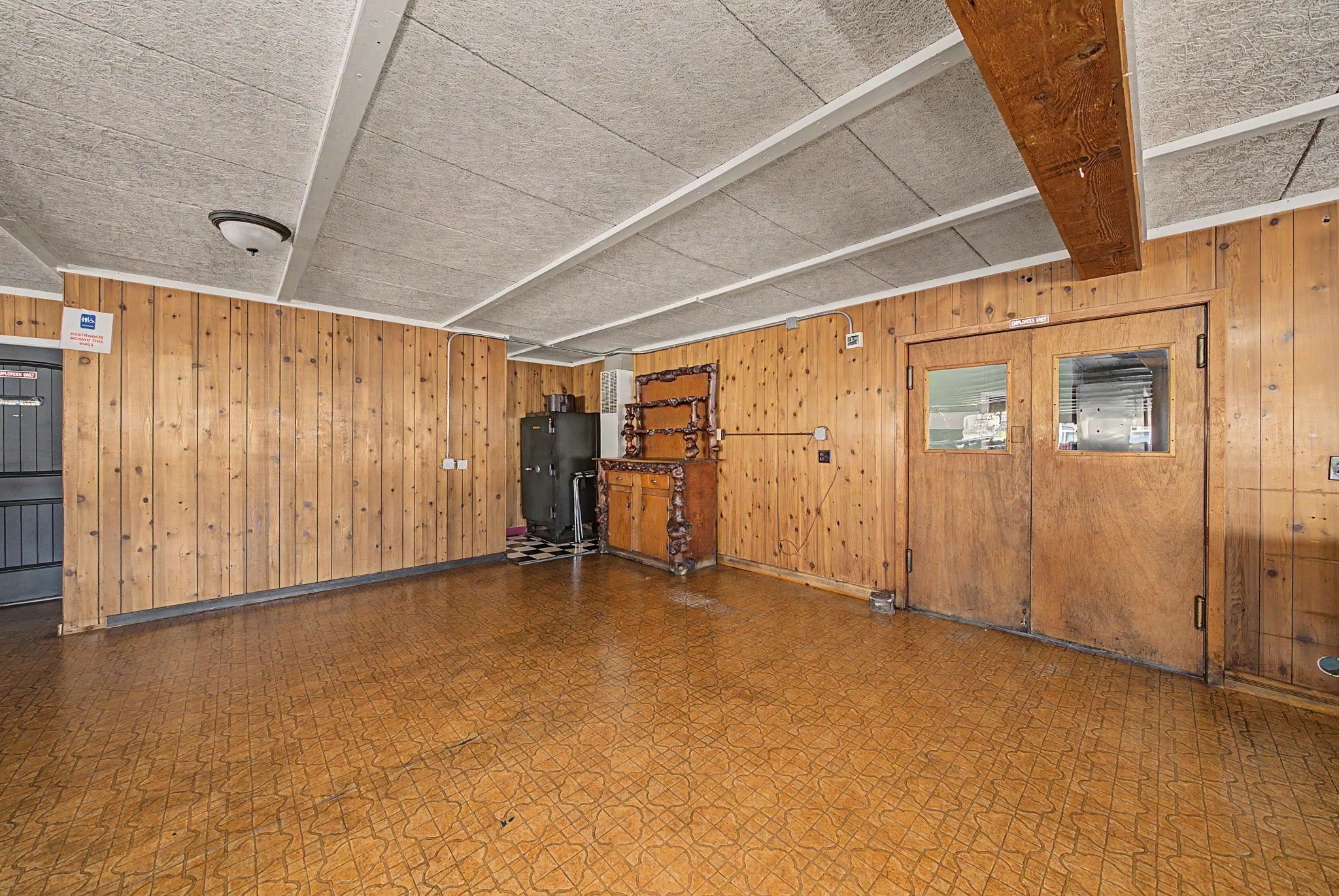 64 E Sierra Avenue