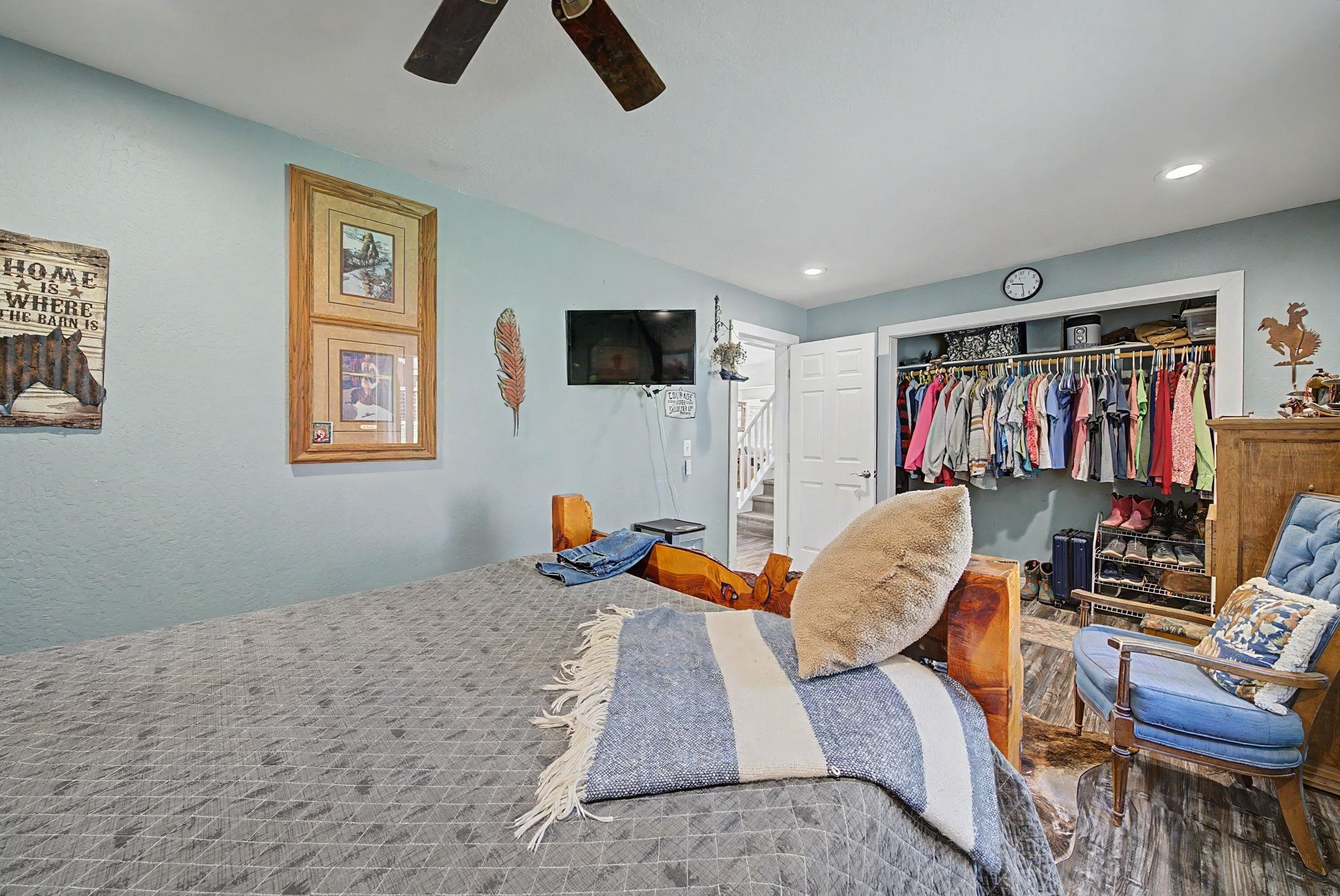 6117 Crackerjack Creek Road