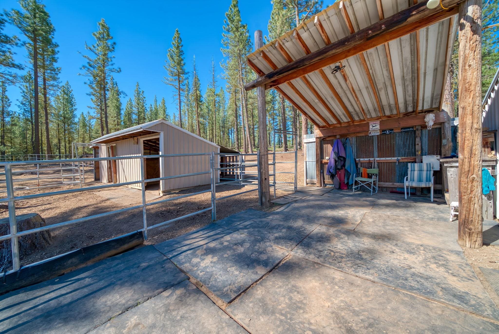 6117 Crackerjack Creek Road