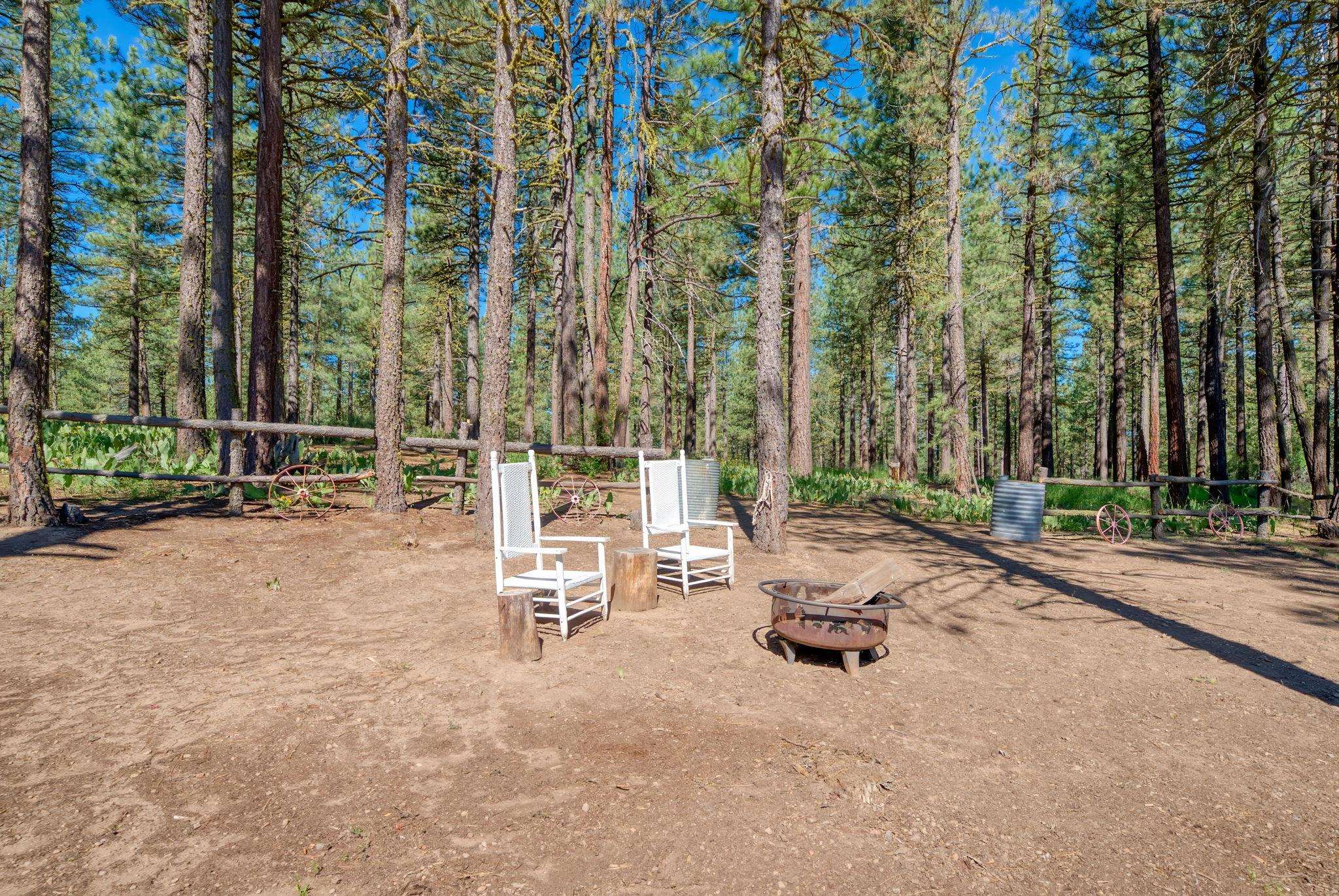 6117 Crackerjack Creek Road