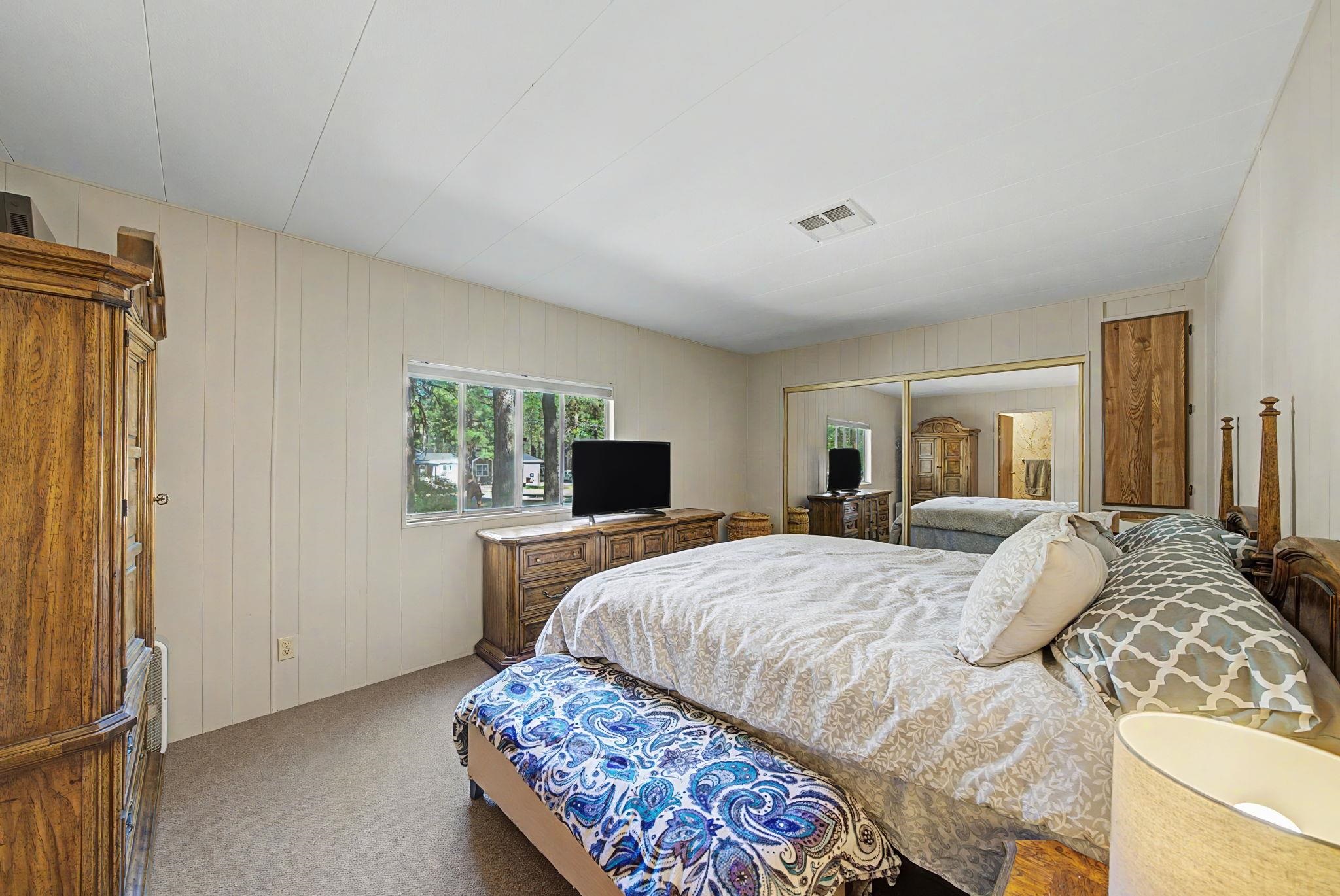 5685 Casey Jones Road