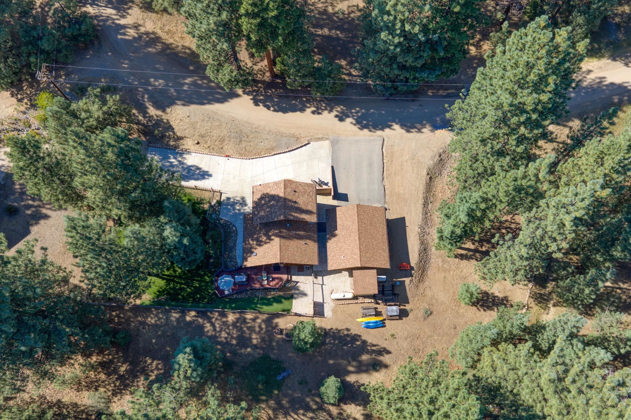 1411 Rocky Cliff Road