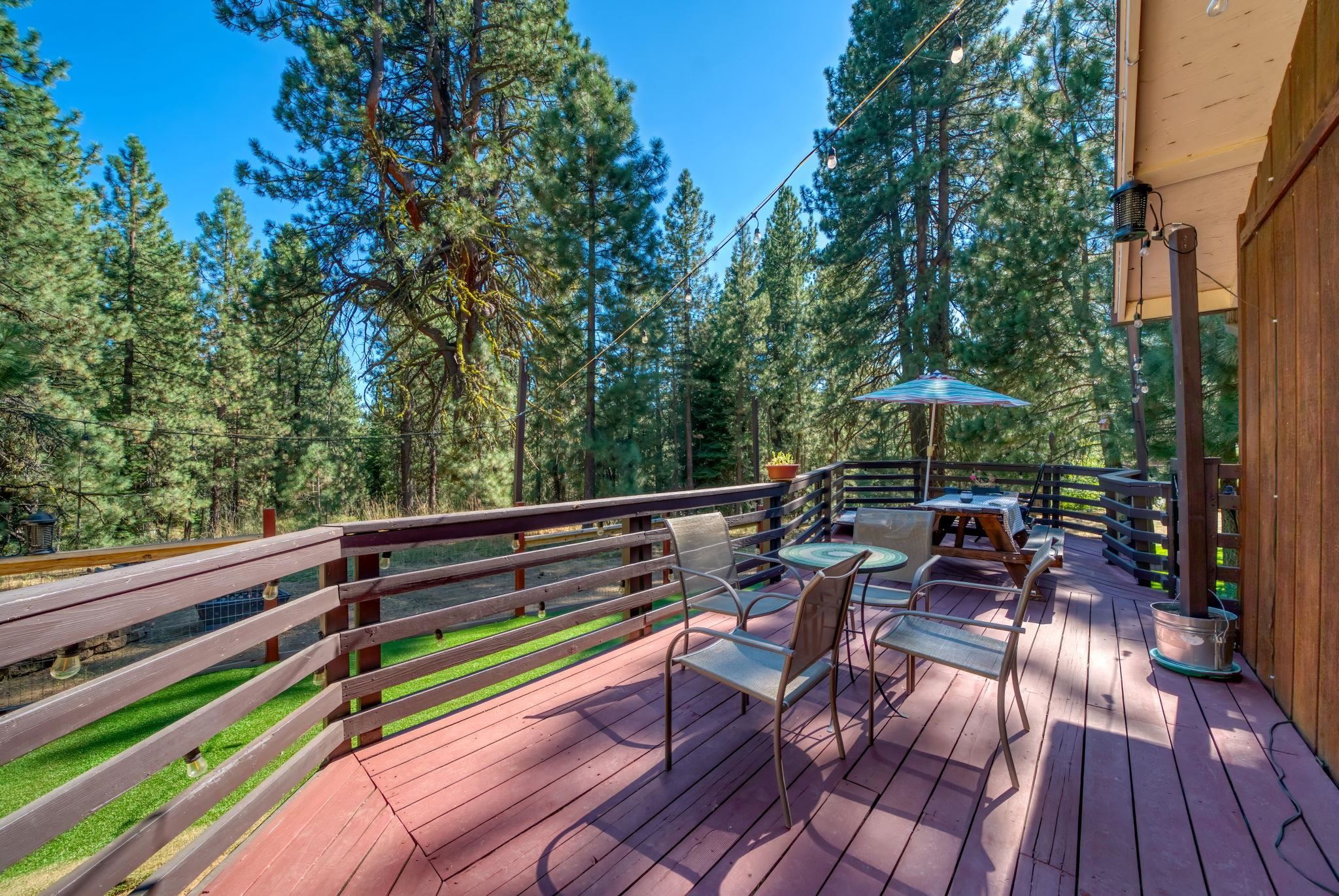 1411 Rocky Cliff Road