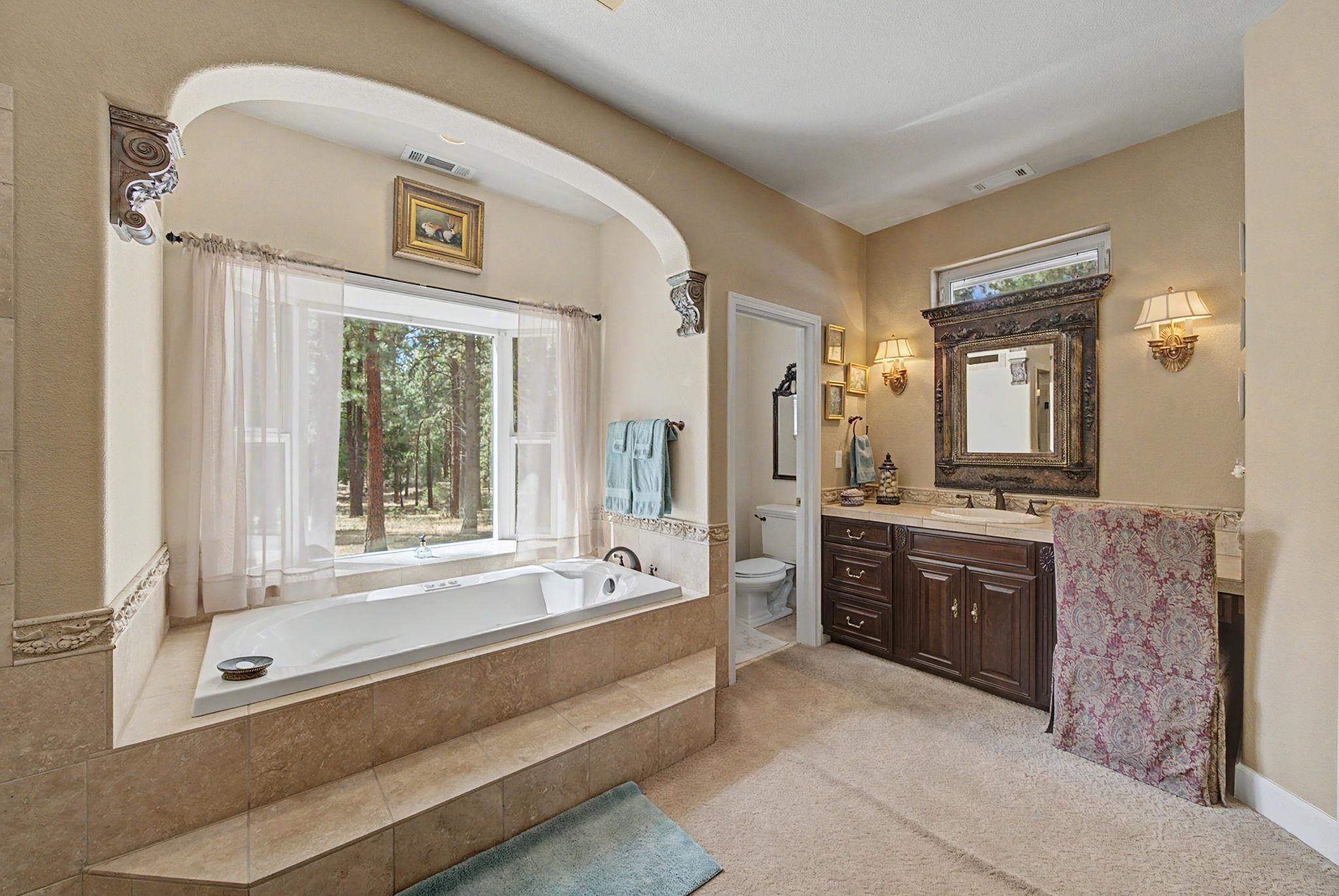 6468 Carmen Valley Road