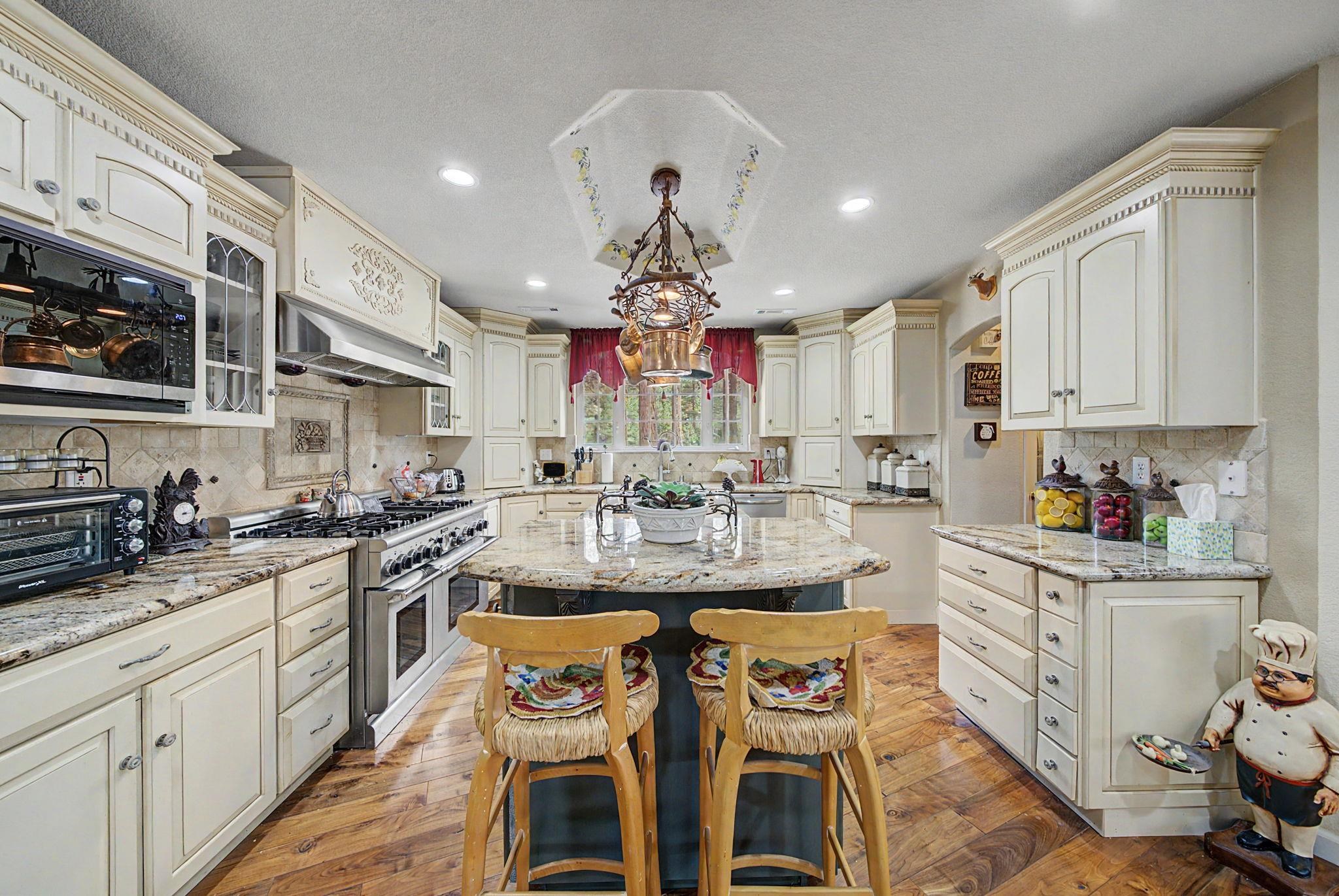 6468 Carmen Valley Road