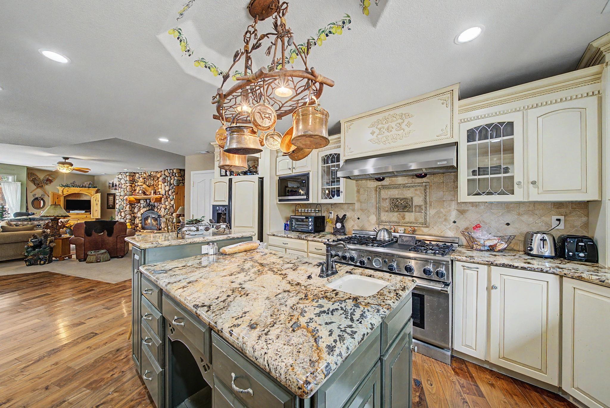 6468 Carmen Valley Road