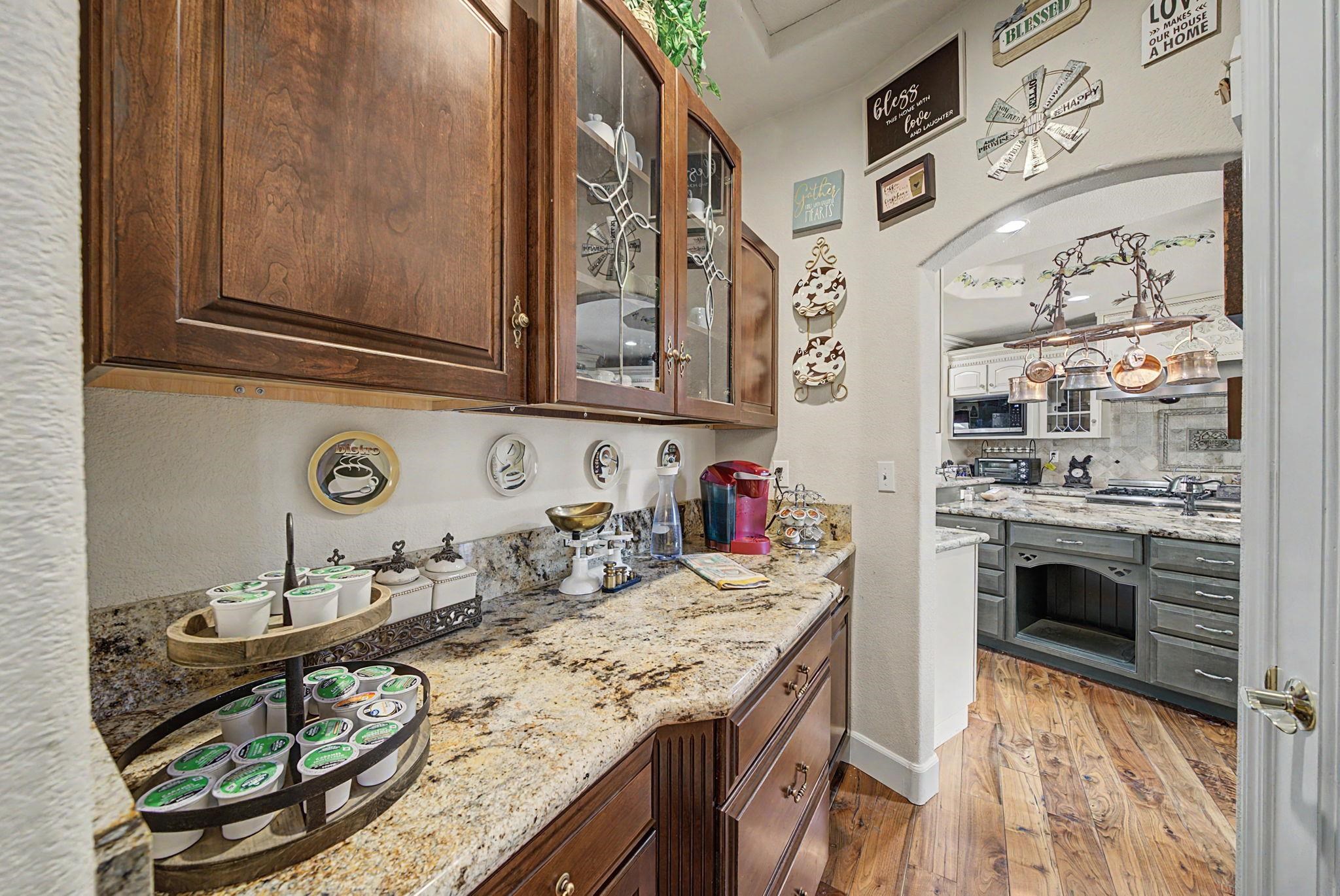 6468 Carmen Valley Road