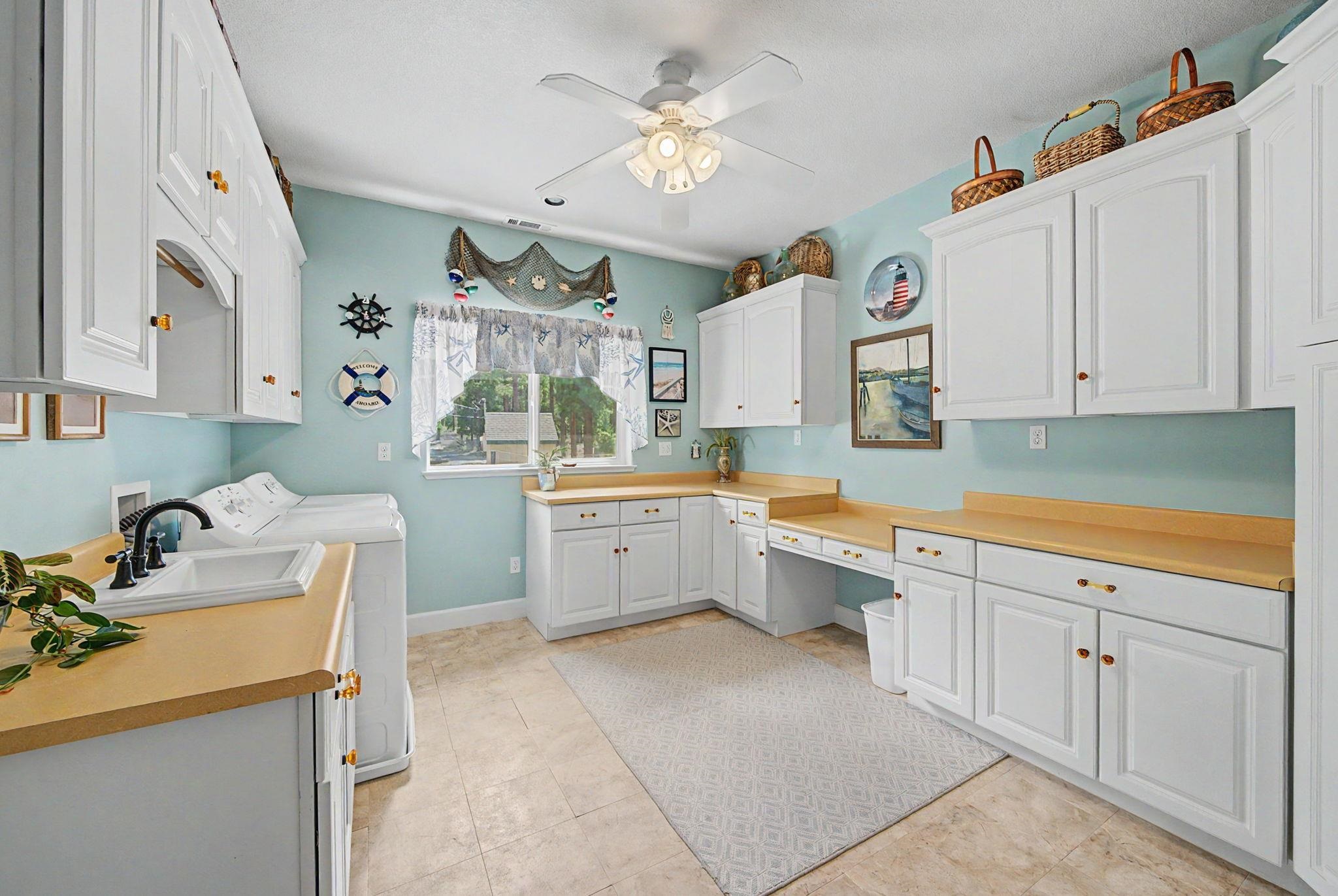6468 Carmen Valley Road