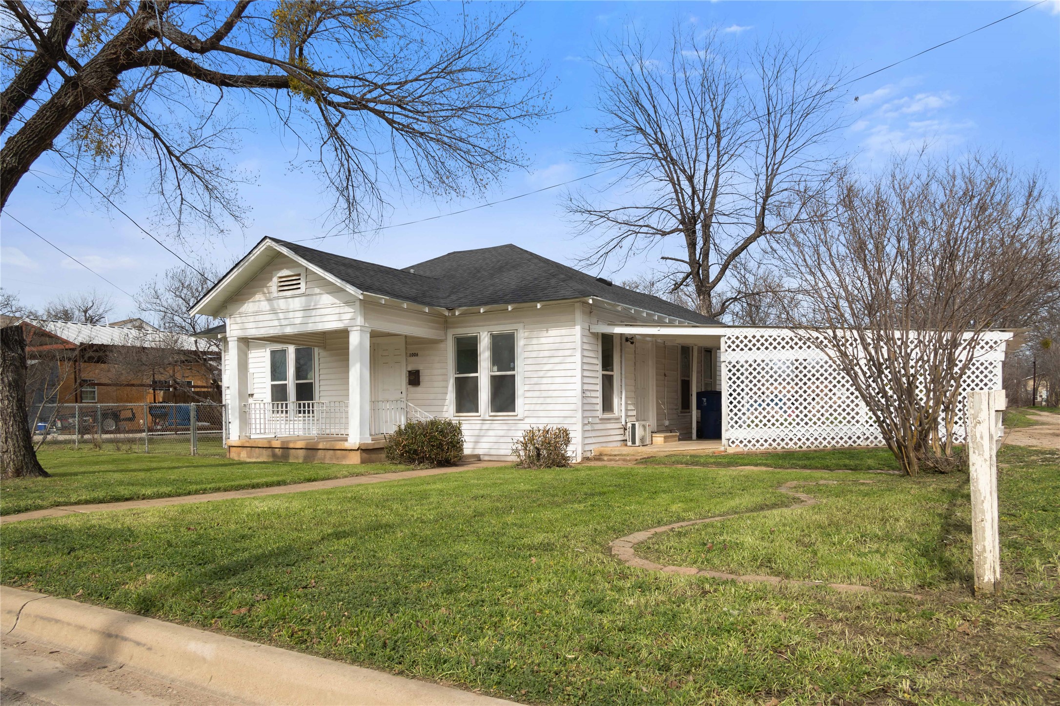 1006 3rd Street