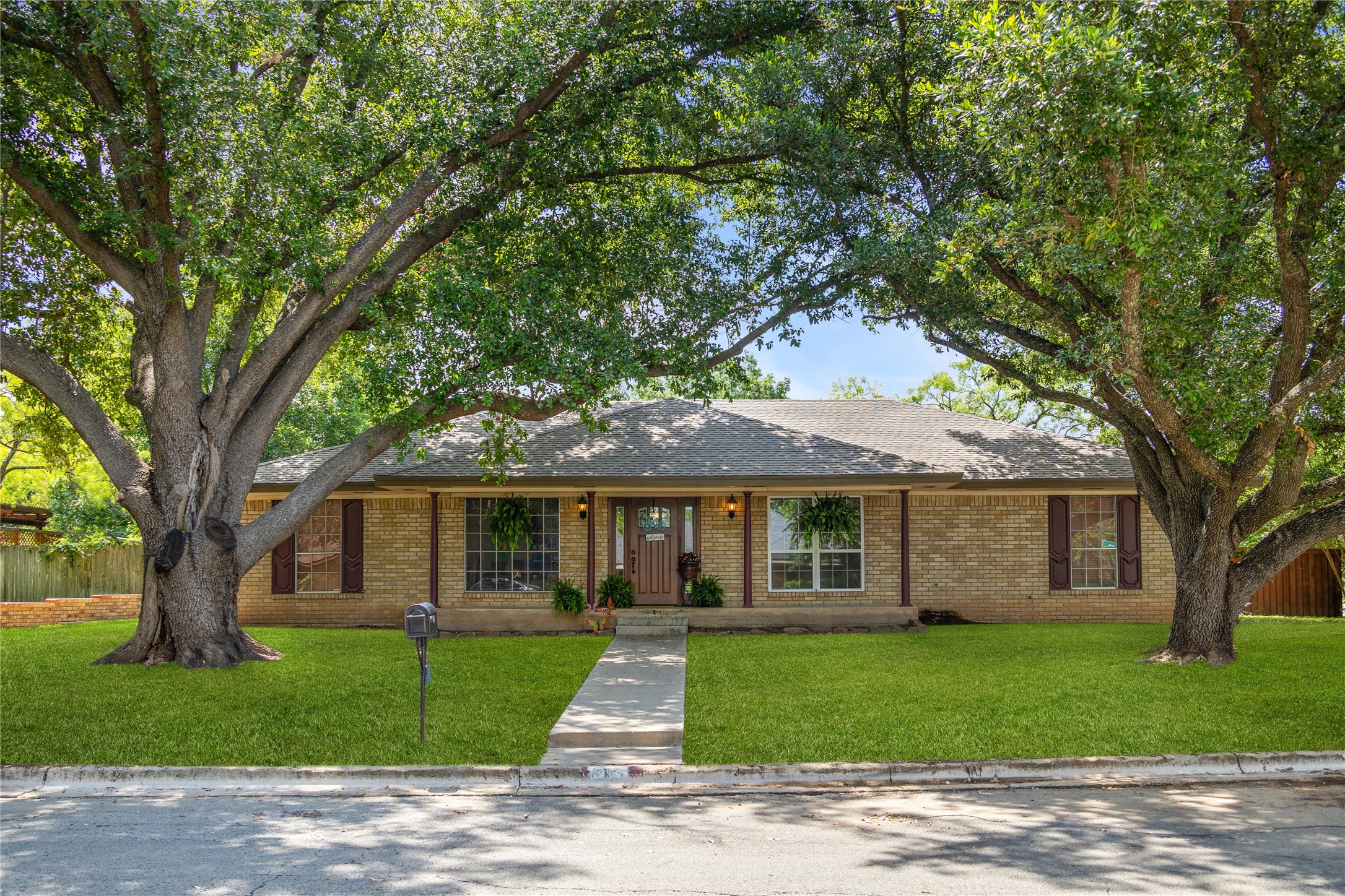 1 Canyon Creek Drive