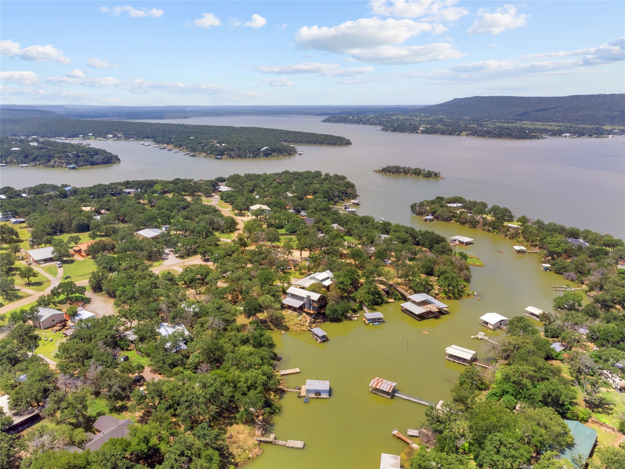 1458 N Lakeview Drive