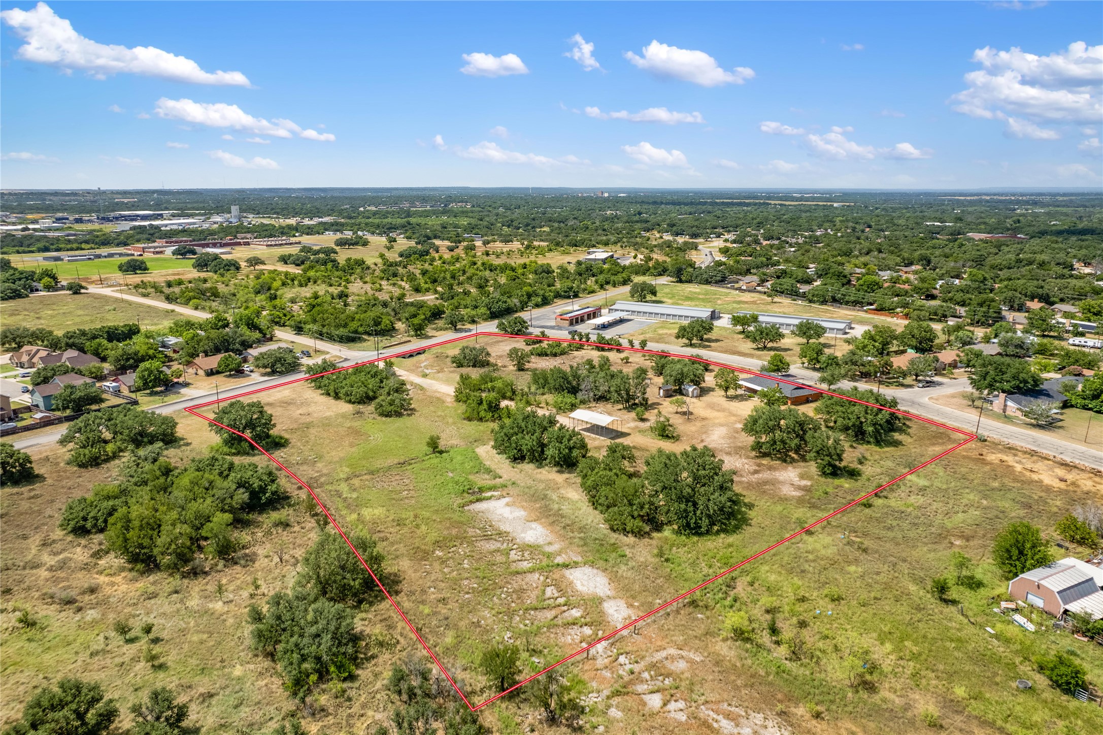 4101 River Oaks Dr