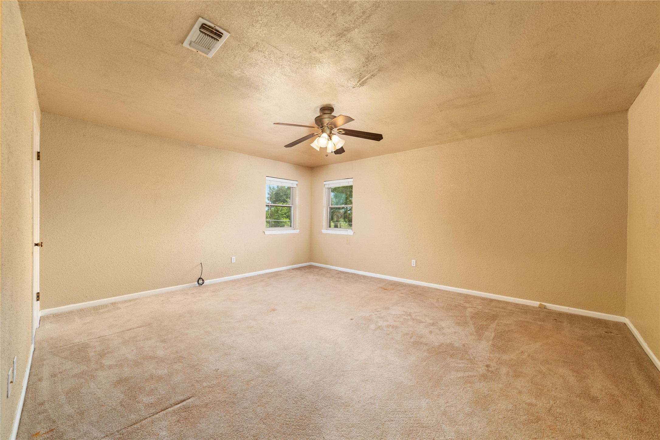 4101 River Oaks Dr