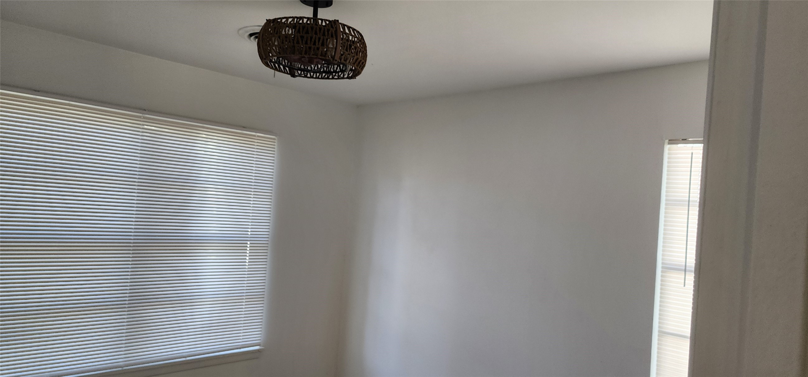 509 E Pershing