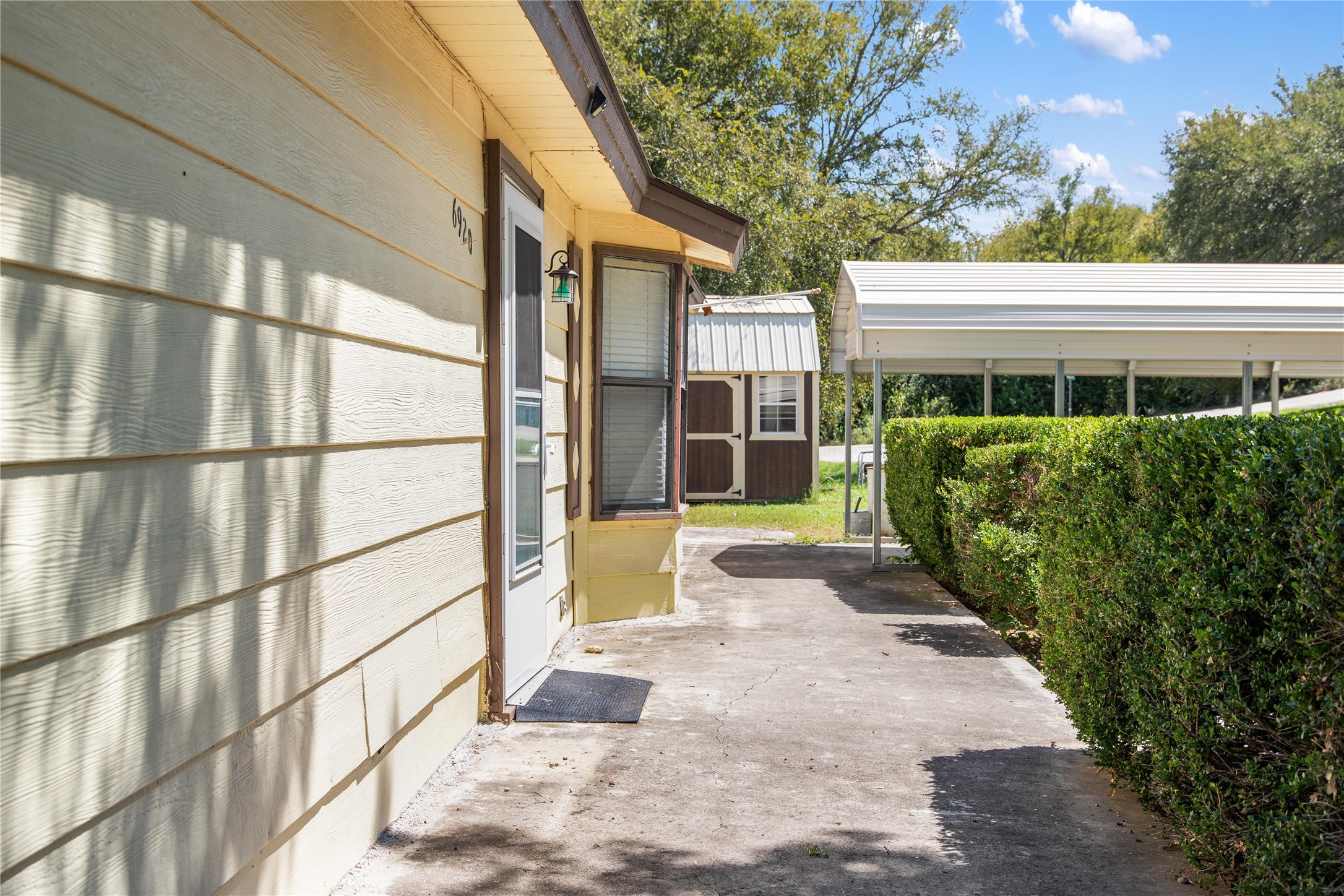 6920 Emerald Drive