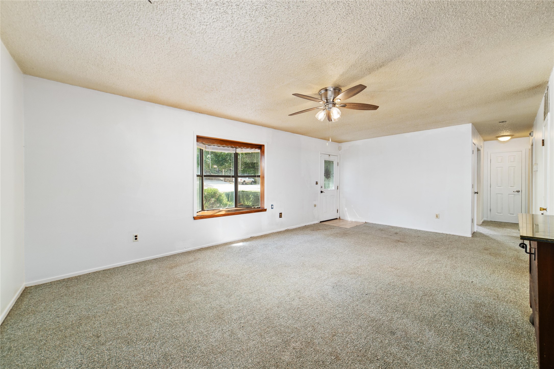 6920 Emerald Drive