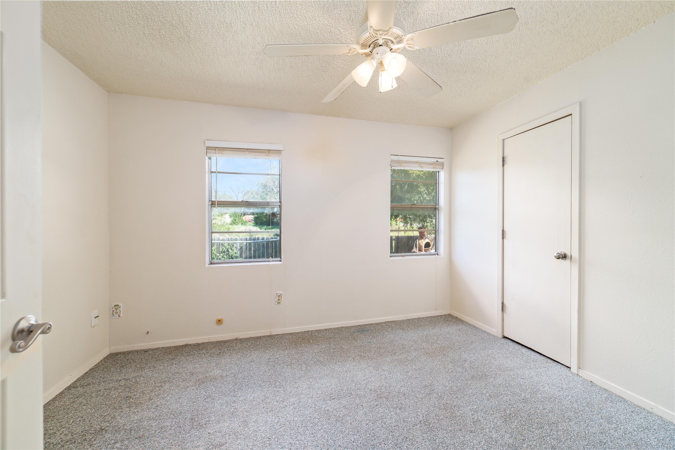 6920 Emerald Drive