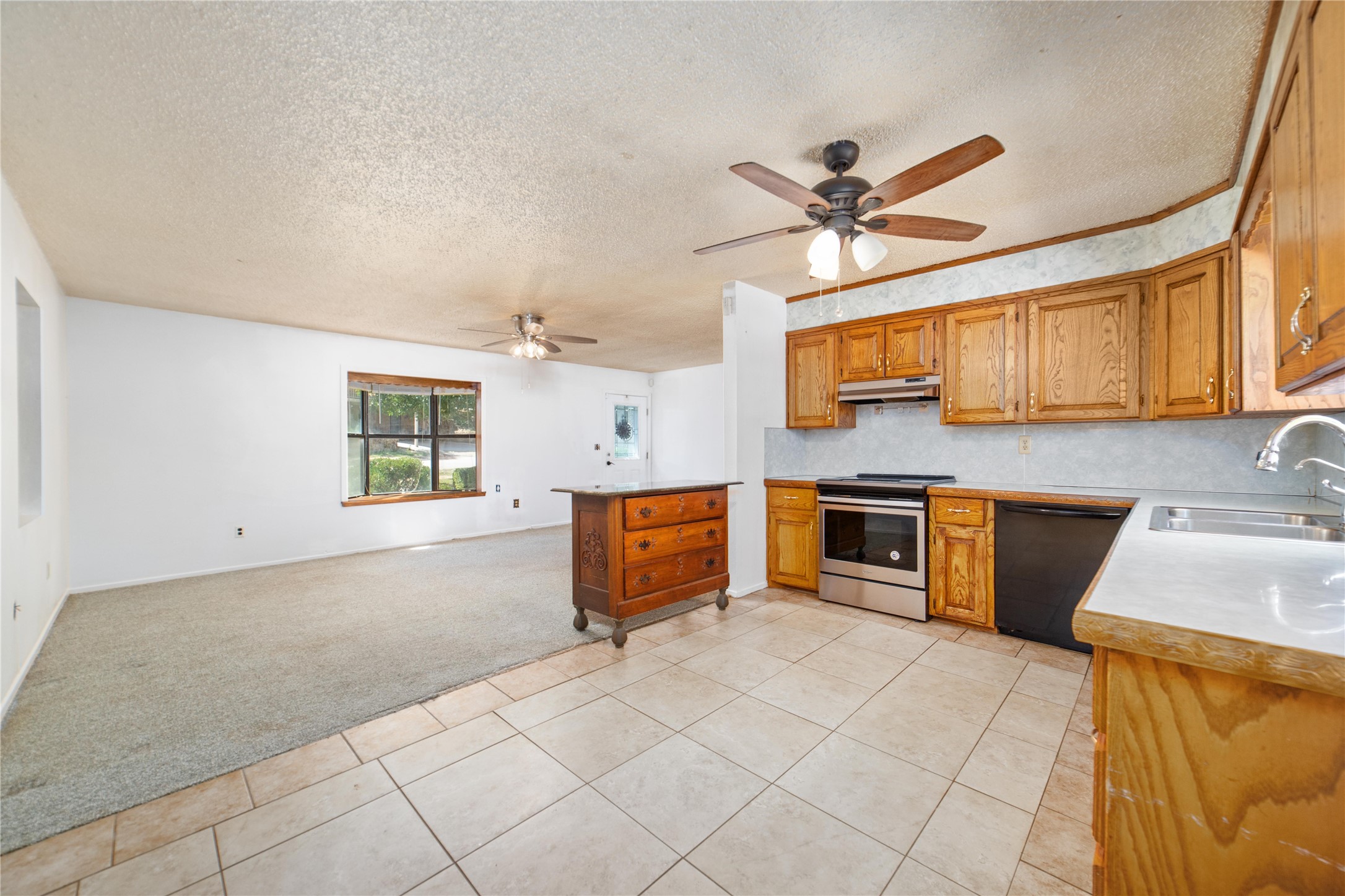 6920 Emerald Drive