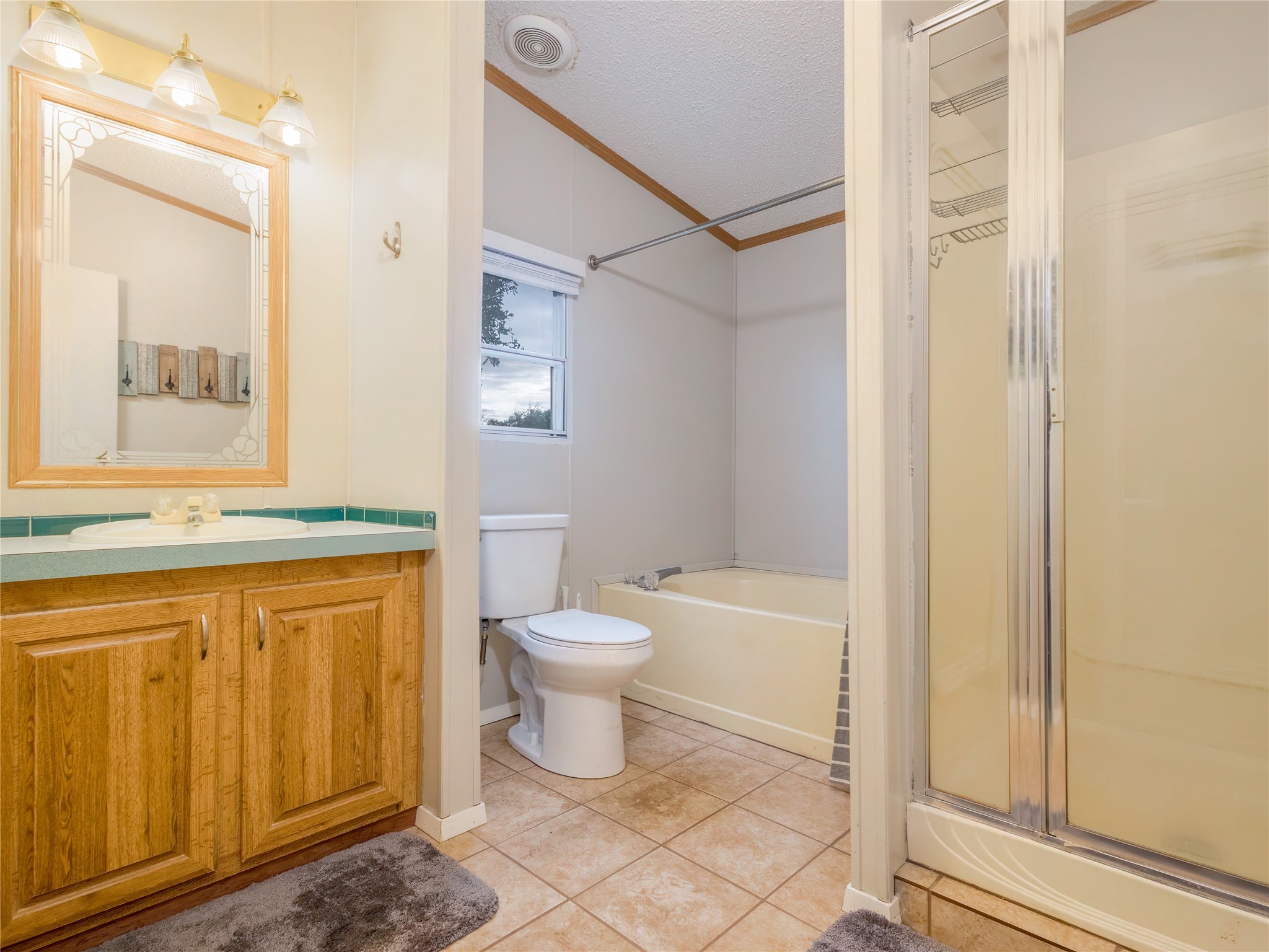 4300 Lake Shore Drive